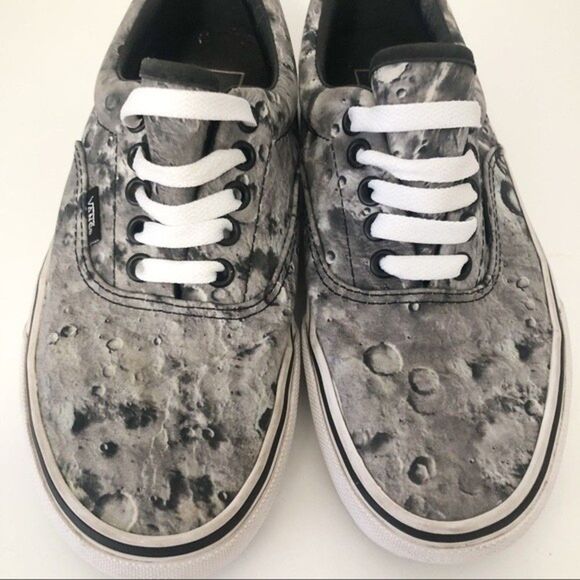 VANS Moon Surface Print Lace up Sneakers M6.5 W8 - Picture 2 of 10